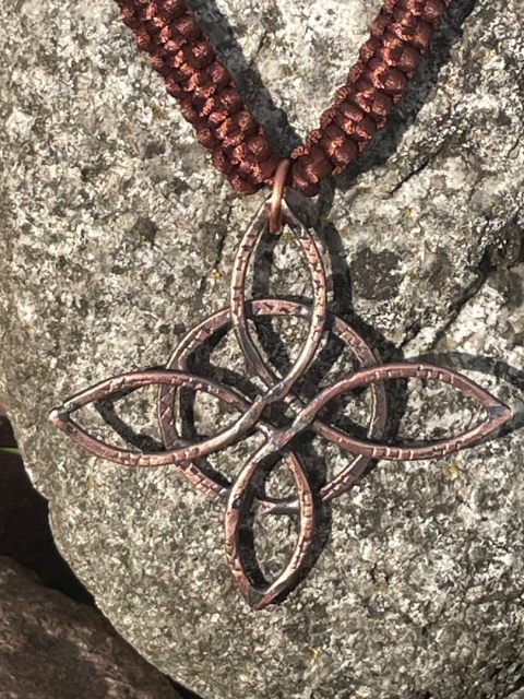 amulet ochronny z miedzi