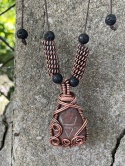 Masywny Amulet ze Znakiem Welesa i Lawą Wulkaniczną – Oksydowana Miedź, Styl Słowiański